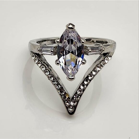Marquise Cubic Zirconia Chevron Ring - Picture 1 of 5